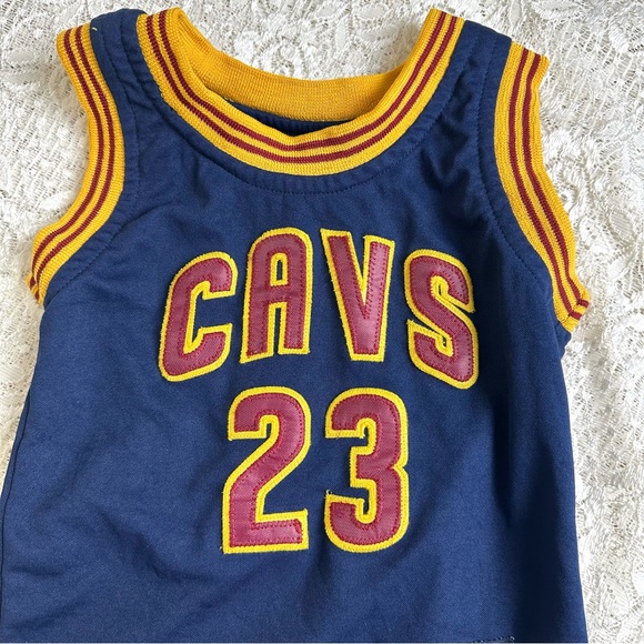Vintage Hardwood Classics Lebron James #23 Cavaliers Infant Newborn Jersey - Picture 2 of 5